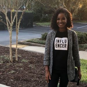 Meet your Posher, Destiny